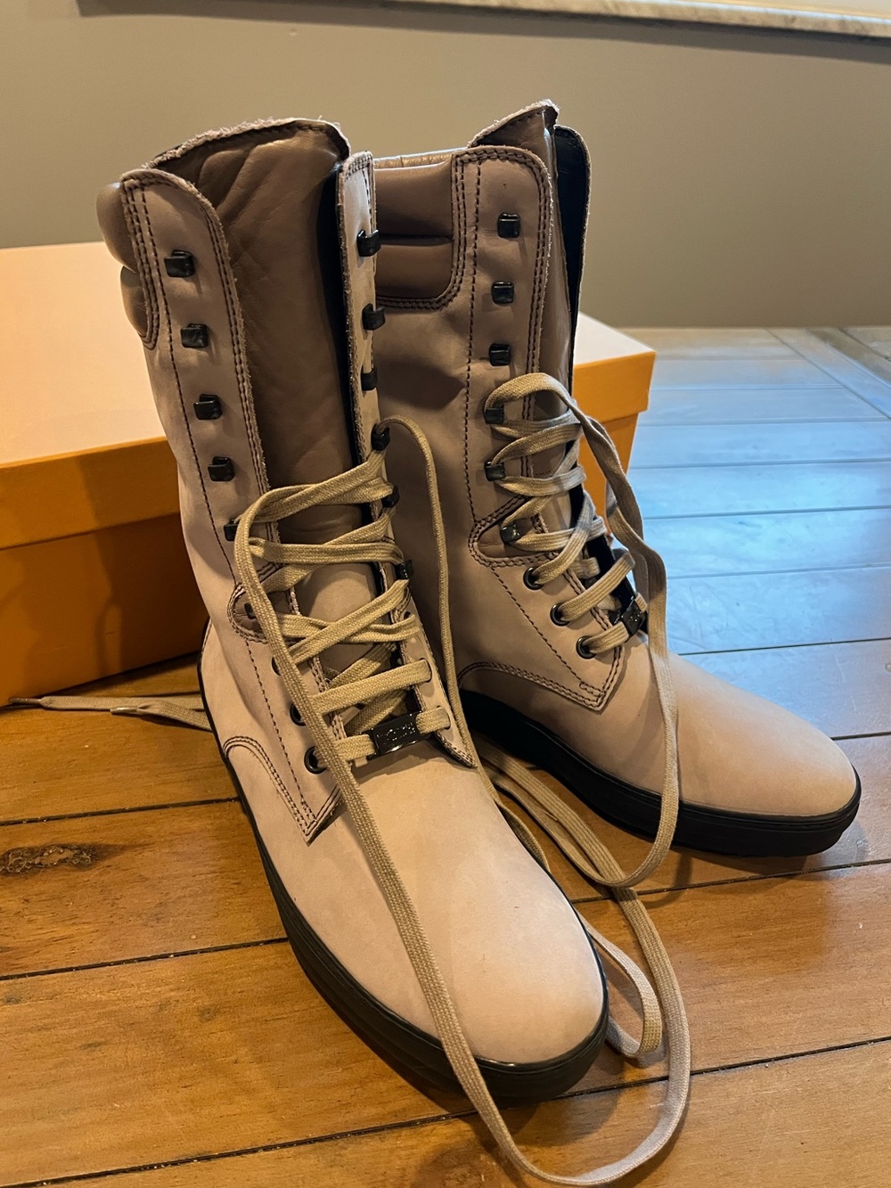 Tod's Beige Lace-Up Women's Combat Boots with Black Sole
